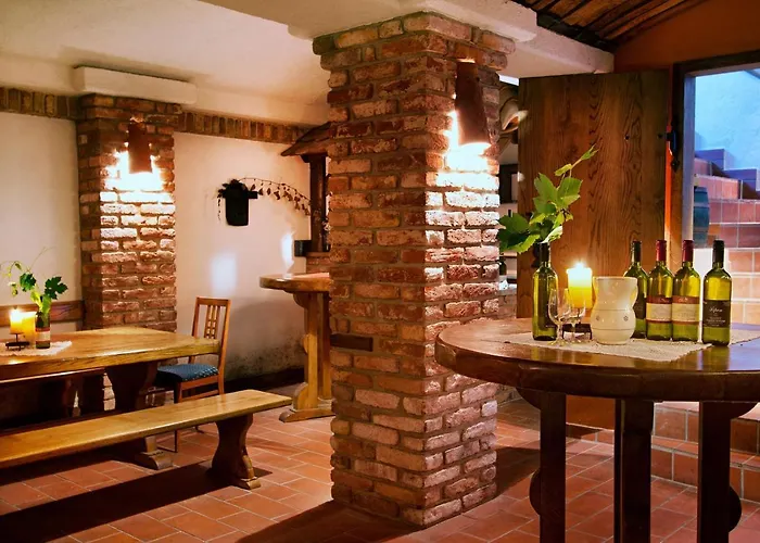 Gostisce - Stari Hrast