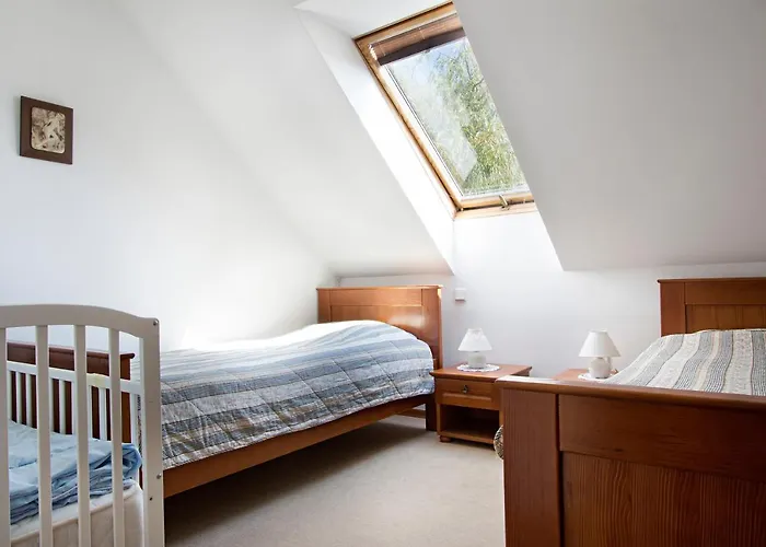 Gostisce - Stari Hrast ゲストハウス リュトメル