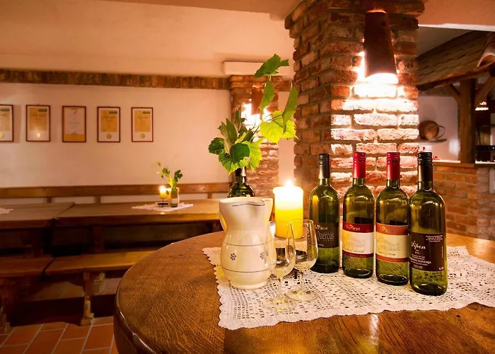 Pensjonat Gostisce - Stari Hrast 3*